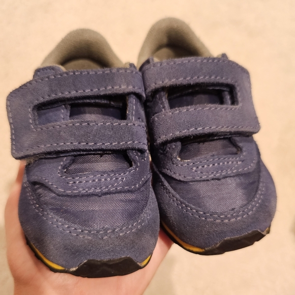 Toddler Sneaker Bundle - Picture 3 of 9